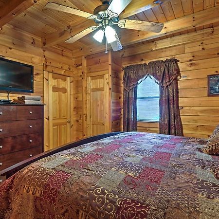 세비어빌 Pigeon Forge Cabin With Hot Tub, Grill And Pool Table! 빌라 외부 사진